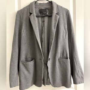 Lightly worn Banana Republic blazer!